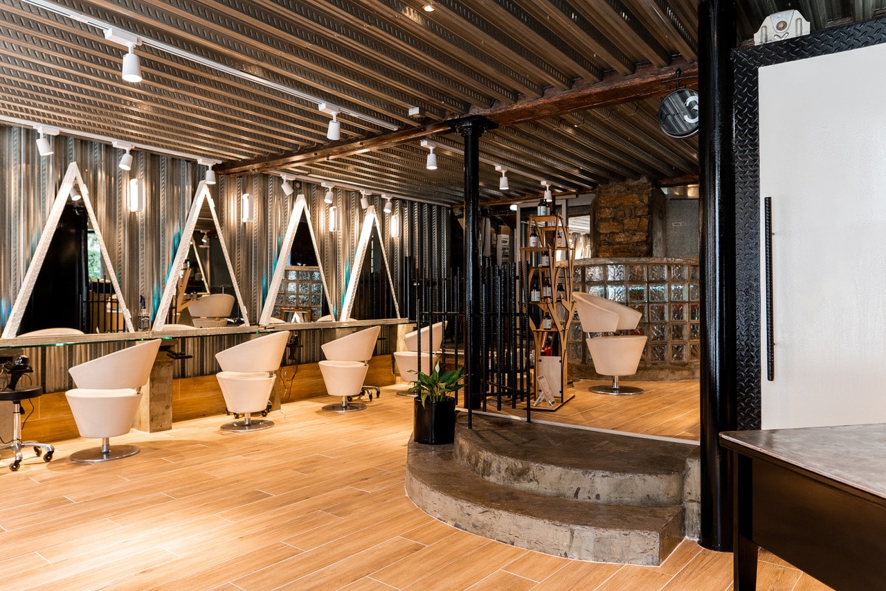 Vue d'ensemble du salon de coiffure artistique Mulhouse